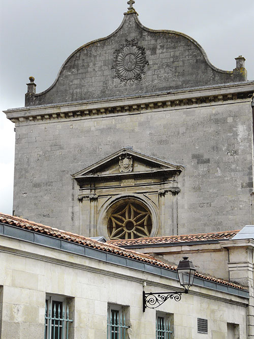 Vue extérieure de la Chapelle Fromentin - Photo © Camille Lagrange