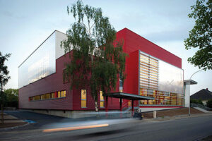 Illkirch-Graffenstaden, façade rue de l’industrie - Photo © IXO Architecture - Christophe Bourgeois