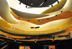 Vue de la salle à partie de la scène - Photo © François Vatin