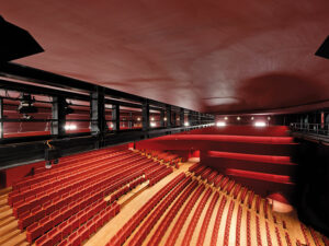 Vue transversale, passerelle de face