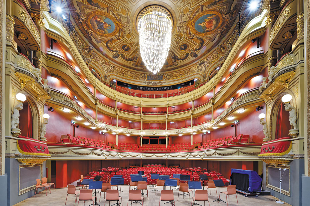 Proscenium en configuration extension de scène