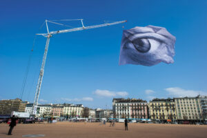 We are watching - Photo © Miguel Bueno / FIFDH