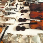 La collection d’instruments à l’atelier mobile - Photo © Géraldine Mercier