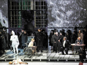 Hamlet, acte 5 – Photo © Bernd Uhlig