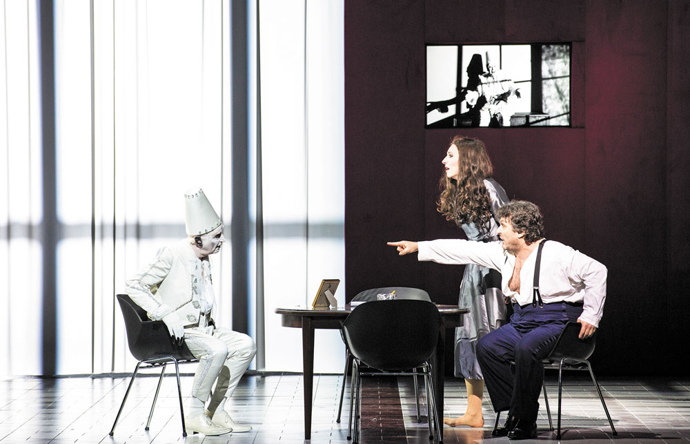 Hamlet, acte 3 - Photo © Bernd Uhlig