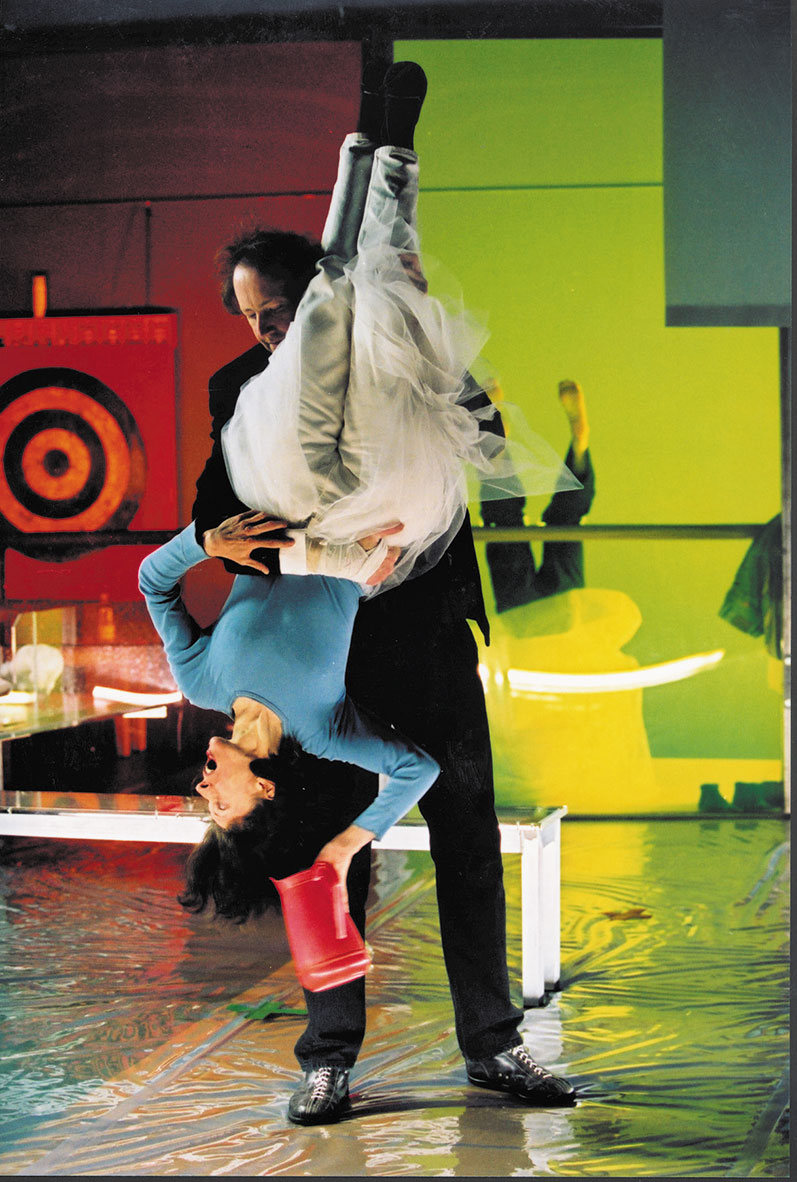 Odile Darbelley & Michel Jacquelin. Tout seul je ne suis pas assez nombreux, Théâtre du Rond-Point, 2003 - Photo © Pascal Maine