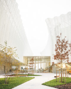 Accès VIP & loges, jardin, passerelle de liaison extérieure - Photo © 11 h 45
