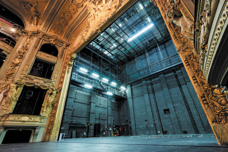 Cadre de scène, Opéra de Lille - Photo © J.B. Cagny