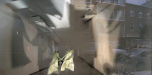 100 % polyester, objet dansant n° (à définir). Installation de Christian Rizzo et Caty Olive - Photo Caty Olive