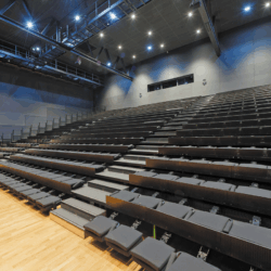 Espace Amplitude, ancrage en salle, tribune déployée