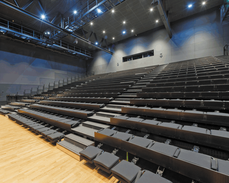 Espace Amplitude, ancrage en salle, tribune déployée