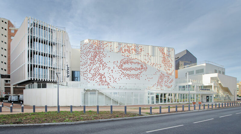 Les nouvelles extensions de part et d’autre de l’existant