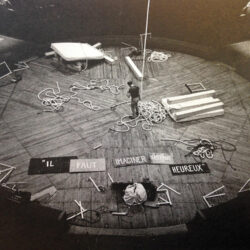 Sisyphe sur le tas, Cirque Jules Verne d’Amiens - Photo © Vasil Tasevski