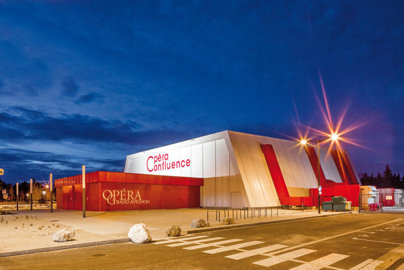Vue extérieure de l’Opéra éphémère du Grand Avignon - Photo © DE-SO