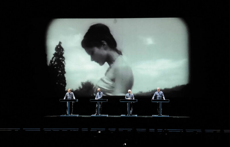 Le passé côtoye le futur