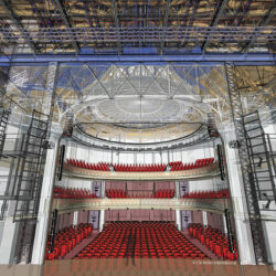 Rendu visuel scénographique 3D de la cage de scène - Document © Clé Millet International