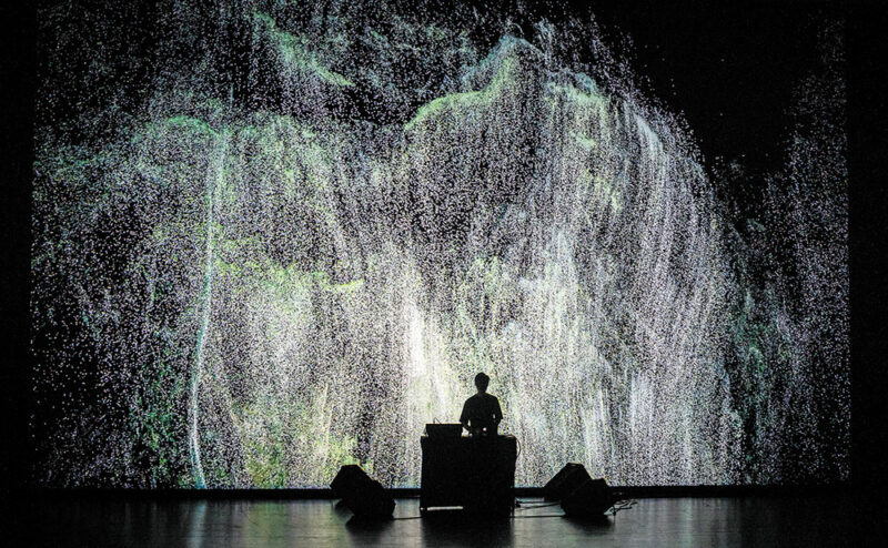 Subassemblies, Théâtre Maisonneuve, Montréal, 2019 - Courtesy of Mutek - Photo © Bruno Destombes