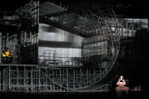 Le décor de la roue - Photo © Christophe Raynaud de Lage