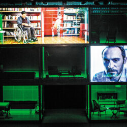 À la trace de Alexandra Badea, mes Anne Théron - Photo © Jean-Louis Fernandez