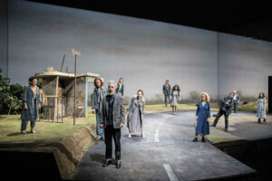 Les Innocents, Moi et l’Inconnue au bord de la route départementale