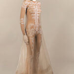 Costume de Riccard Tisci/Givenchy pour Boléro, chorégraphie de Sidi Larbi Cherkaoui et Damien Jalet. Opéra national de Paris, 2013 - Photo © CNCS/Florent Giffard