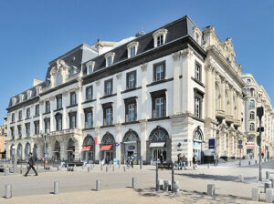 Façade du théâtre place de Jaude