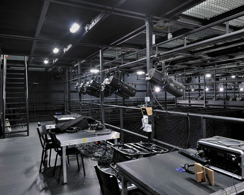 Passerelle régies hautes