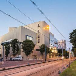 Implantation dans le paysage urbain