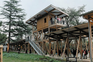Le théâtre paysager : belvédère, coursive - Photo © Claudia Goletto