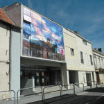Façade de l'ancien cinéma, entrée principale - Photo © Lionel Gibaudan