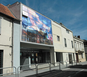 Façade de l'ancien cinéma, entrée principale - Photo © Lionel Gibaudan