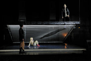 Erismena de Cavalli, mise en scène par Jean Bellorini, plan incliné