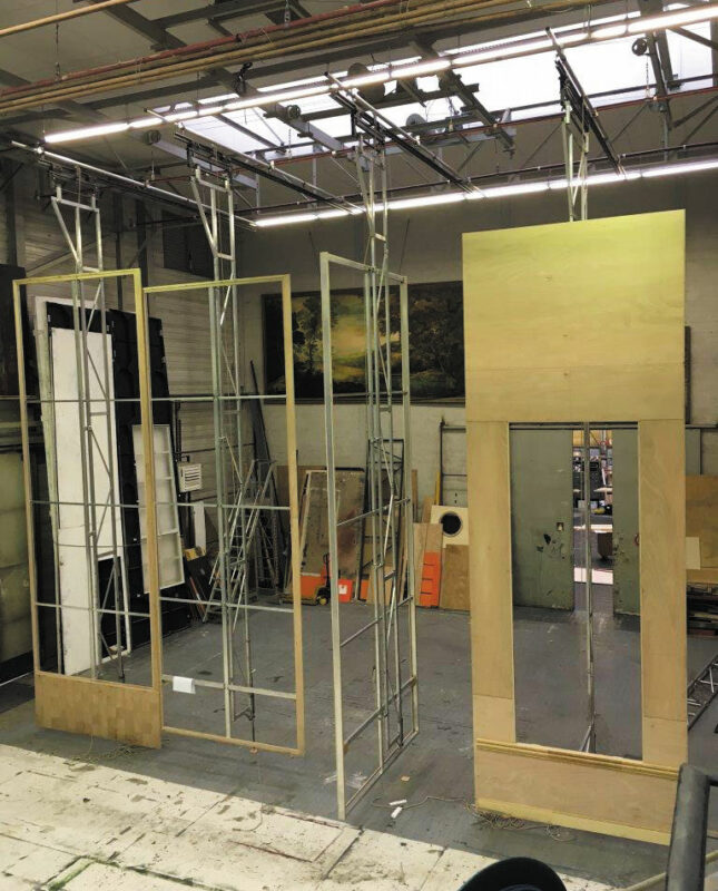 Cadres pour toiles sur patience mobile - Photo © Géraldine Mercier