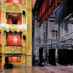 Continuité au niveau du cadre de scène