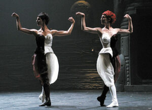 Roméo et Juliette, chorégraphie Angelin Preljocaj/Ballet Preljocaj, 1996 - Photo © Jean-Claude Carbonne