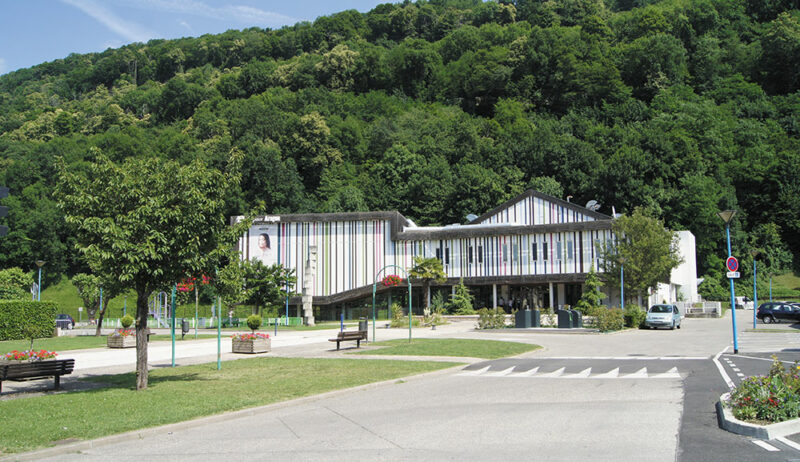 Vue de l'espace Aragon depuis le parking