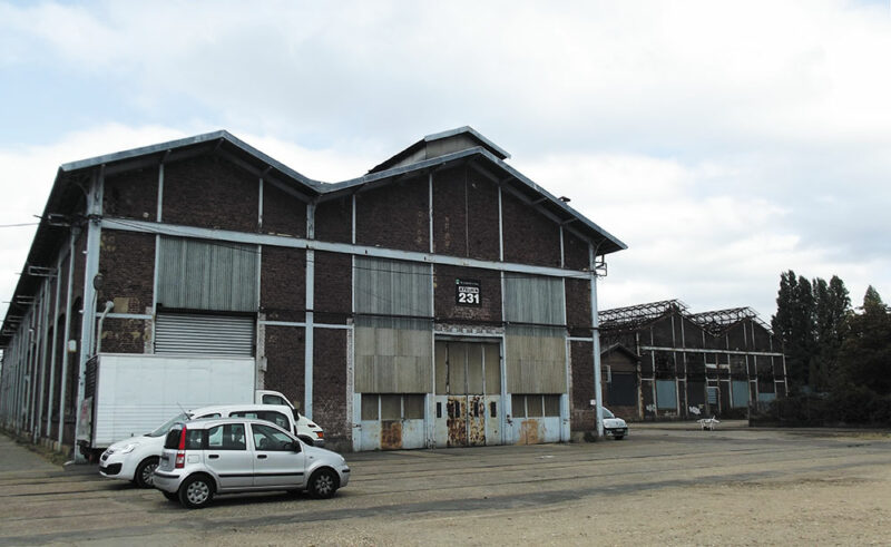 Vue extérieure de la grande halle - Photo © François Delotte