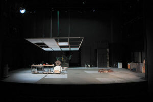 Le Goût du faux et autres chansons (début du spectacle), mise en scène Jeanne Candel - Photo © Myriam Tirler