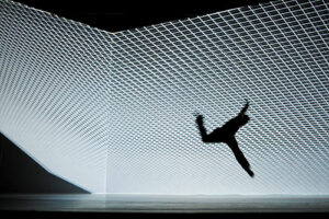 Le mouvement de l’air - Bascules, Adrien Mondot et Claire Bardainne