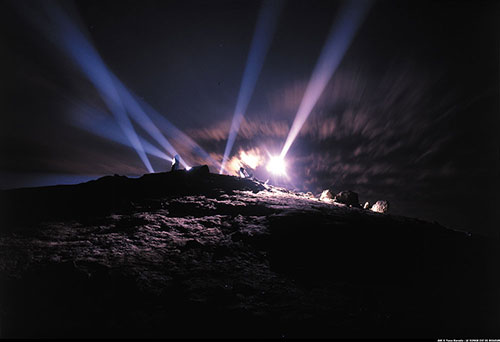 Le songe est de rigueur, Pointe de la Torche, 1987 - Photo Yann Kersalé © AIK