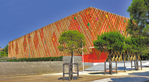 Vue générale extérieure du théâtre - Photo © JJC - Jean-Yves Guilbert