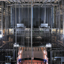 Vue axiale de la cage de scène