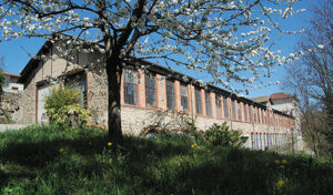 Vue extérieure des locaux de Quelques p'Arts - Photo © Quelques p'Arts