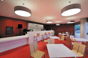 Espace bar, rez-de-chaussée du hall d'accueil public