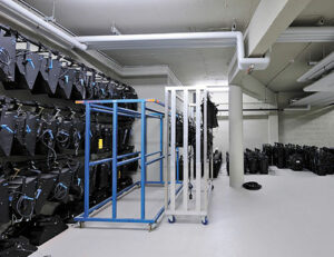 Locaux de stockage en-dessous de la salle (grande salle niveau - 1)
