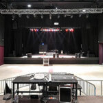 Grande salle (niveau 0), vue du gradin public - Photo de Patrice Morel