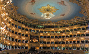 La fresque au plafond a été dessinée par Tranquillo Orsi - Photo © Nicola Rigo