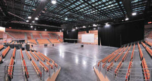 La grande salle dans sa configuration transversale - Photo de Patrice Morel