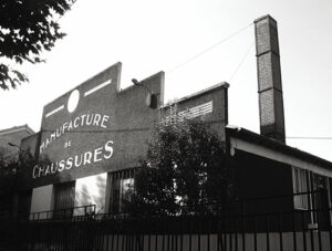 Vue de la façade du TNT - Manufacture de chaussures à Bordeaux - Photo x