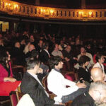 Vue de l’assistance dans la grande salle du Théâtre de l’Odéon - Photo Réditec